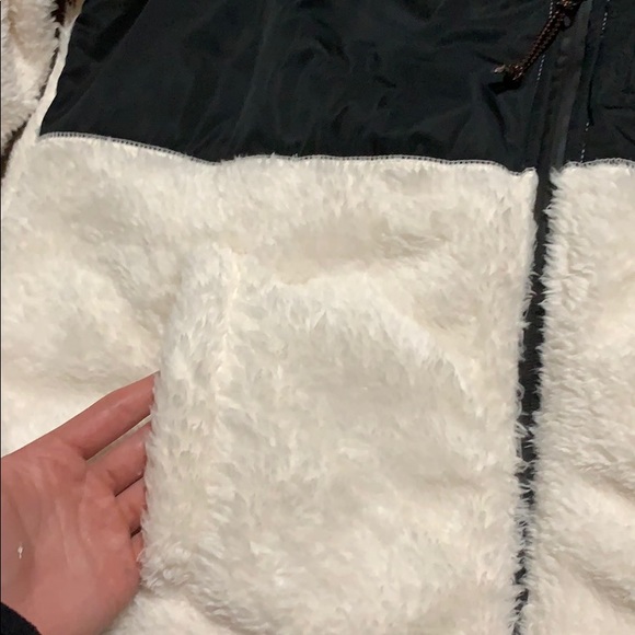 men’s fluffy zip up coat - Picture 5 of 5